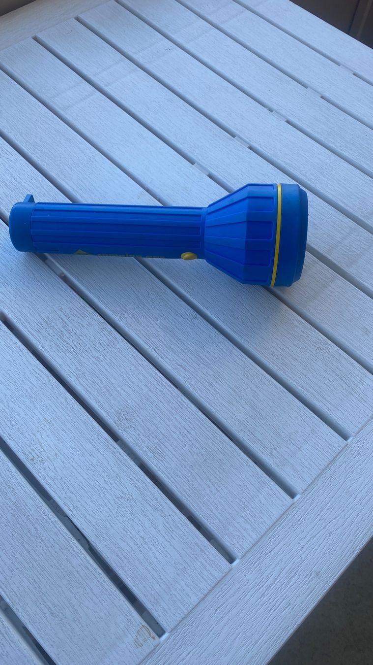 Lampade: Sicherheits Taschenlampe – Usato da luzern venduto da bar_5gtr 1