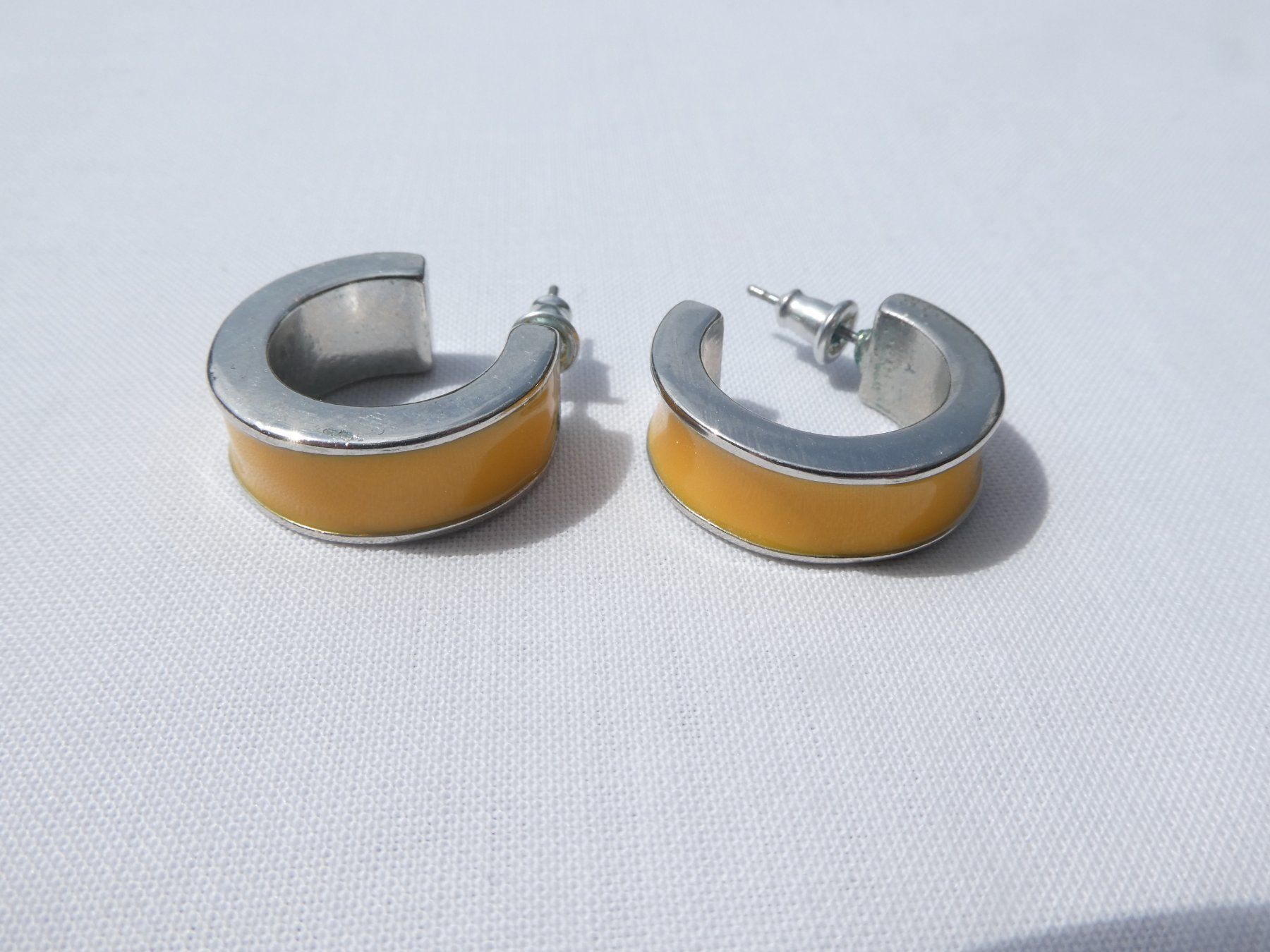 Ohrringe & -stecker: Ohrstecker, Modeschmuck – Gebraucht aus Gattikon von kaandooh 1