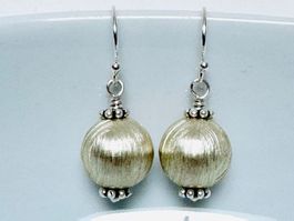 Gebürstete Sterling Silber Kugeln, Ohrhänger neu handmade
