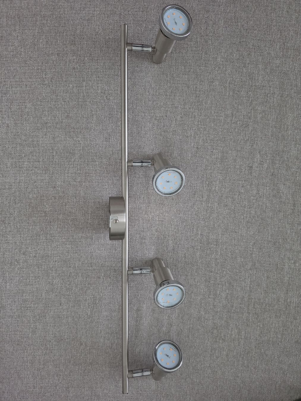 Livique Lampadari & plafoniere: Deckenleuchte Spot Buzz-LED in Silber – Usato da Horgen venduto da Cayan51