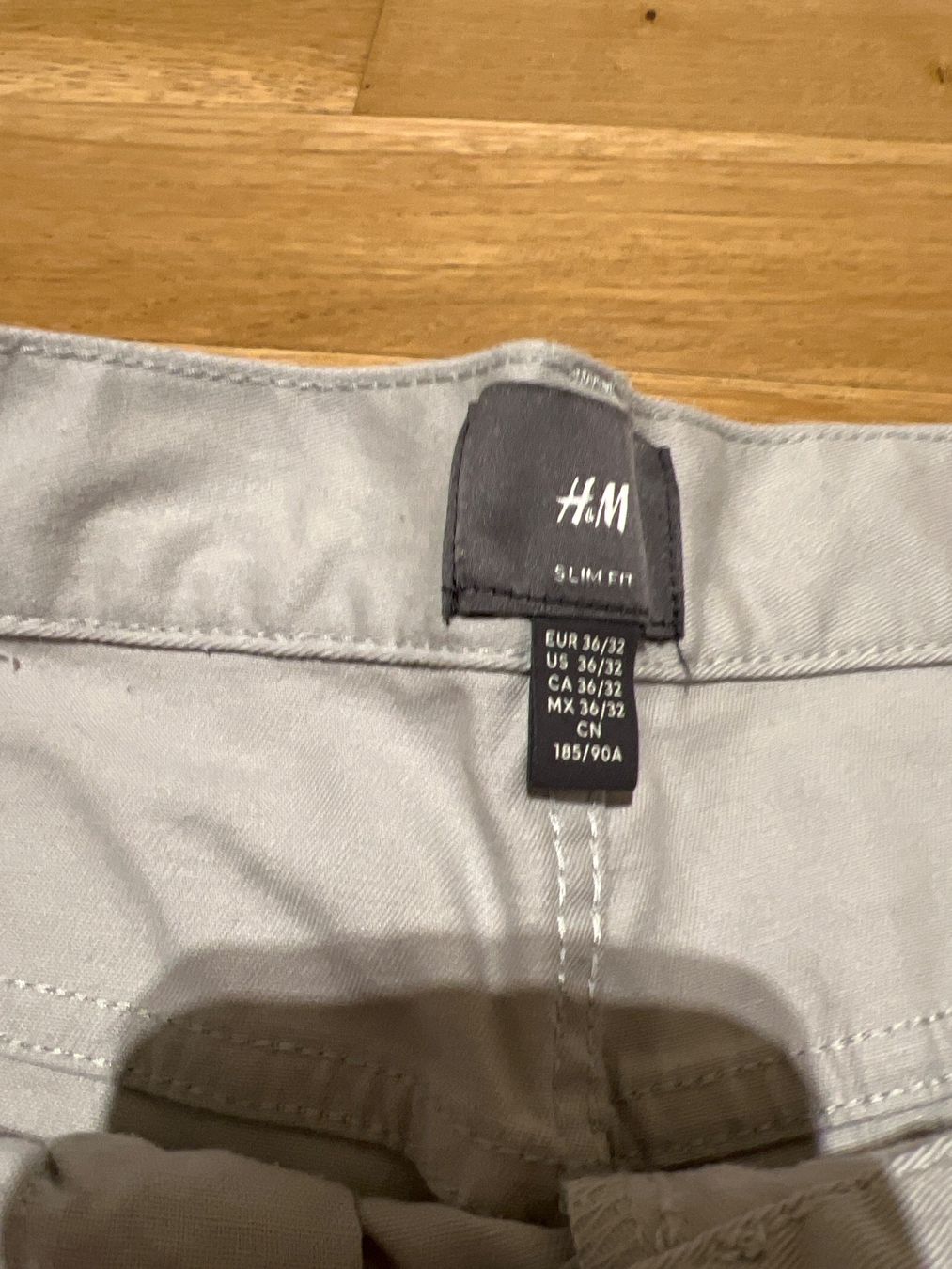 H&M Pantaloni: H&M Hosen Gr. 36/32 – Usato da Altendorf venduto da wqv_97 2
