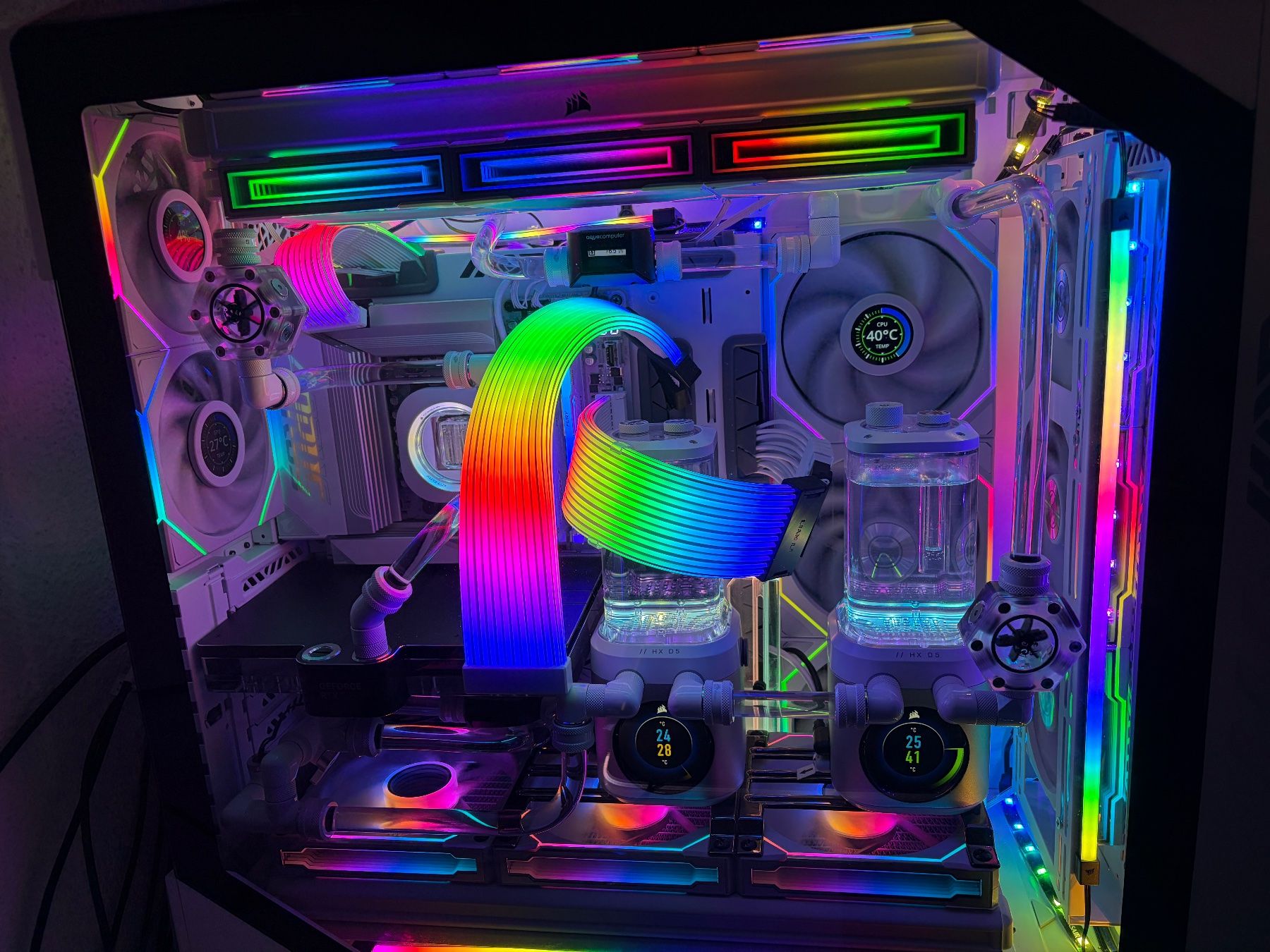 PC: High End PC Ryzen 9 9950X3D und RTX4090 Strix – Usato da Sils im Domleschg venduto da Mikefourroses