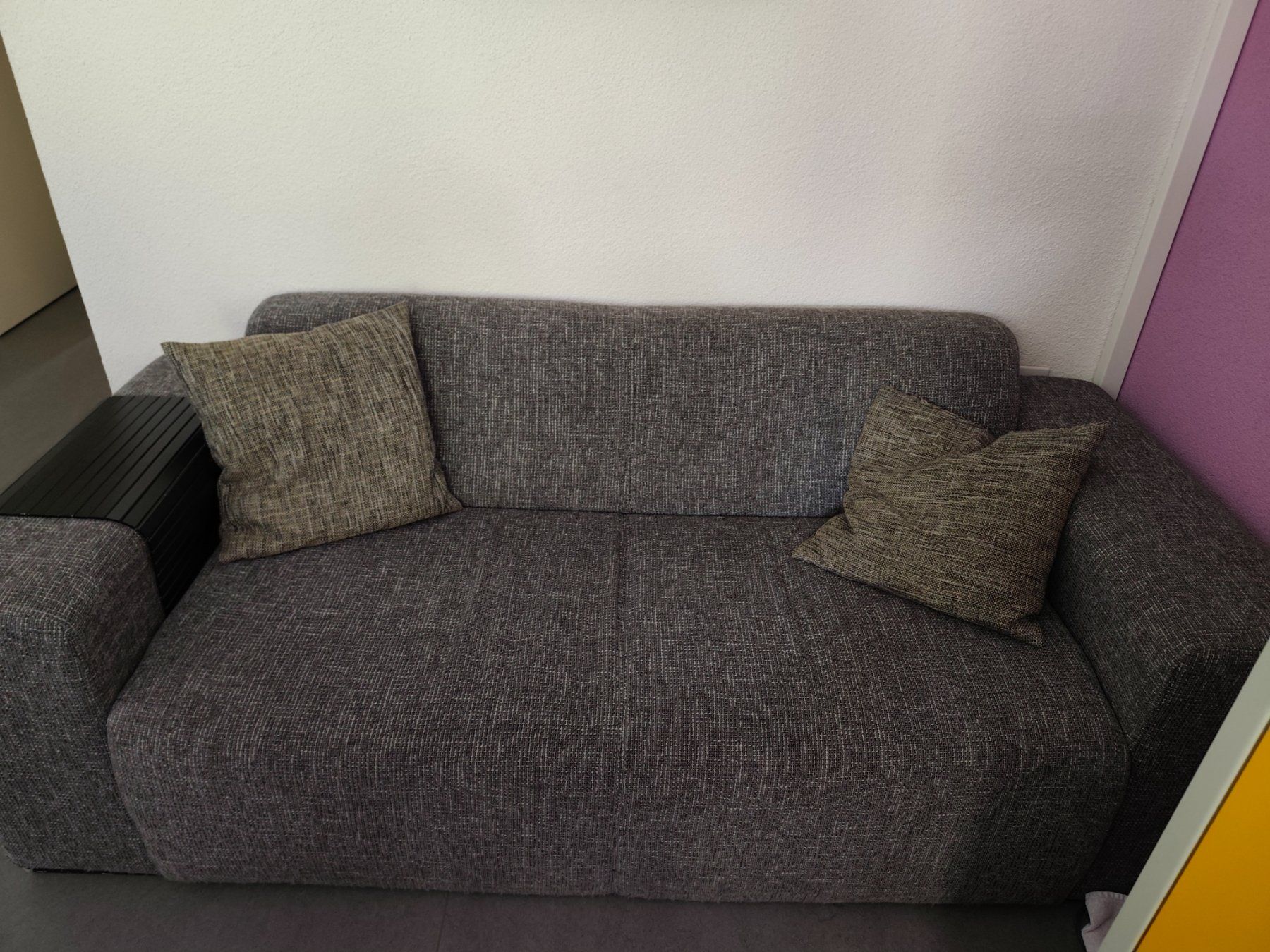 Sofas: Sofa 3 Plätze – Gebraucht aus Zürich von Eszter4