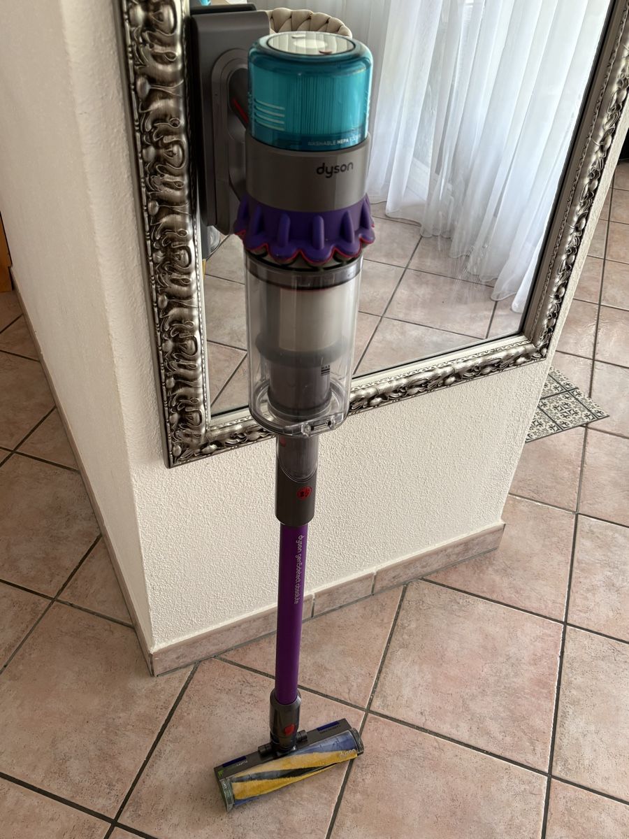Dyson Aspirateurs & Accessoires: Dyson Gen5detect Absolute  – Défectueux à S. Antonino par LIKA91 2