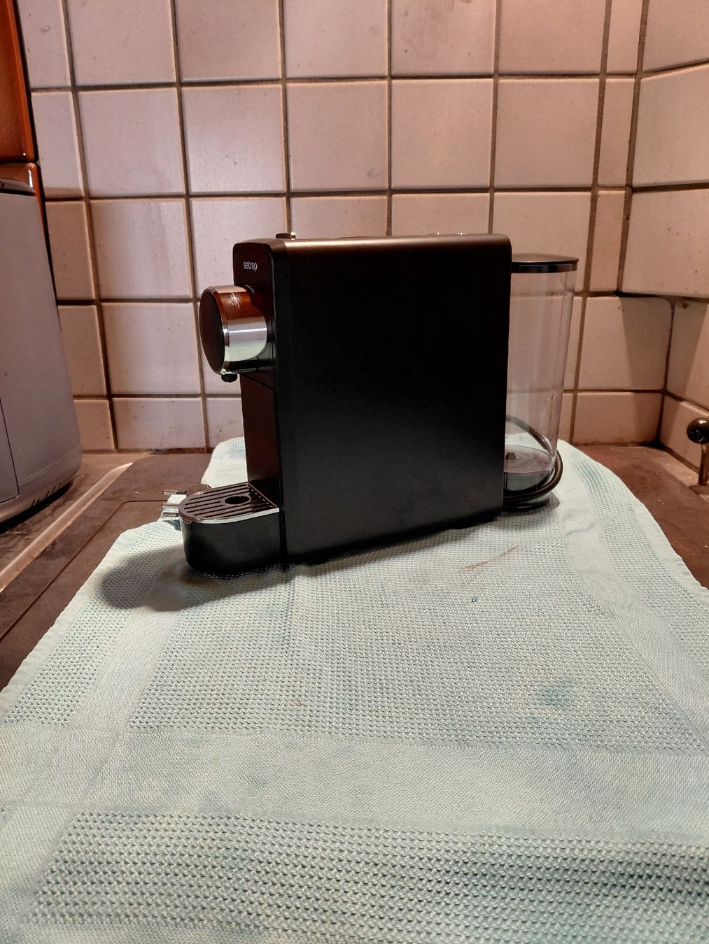 Kaffeemaschinen & Espressomaschinen: Satrap Maggia silber Kapselmaschine  – Gebraucht aus Achseten von mon_96j6 1