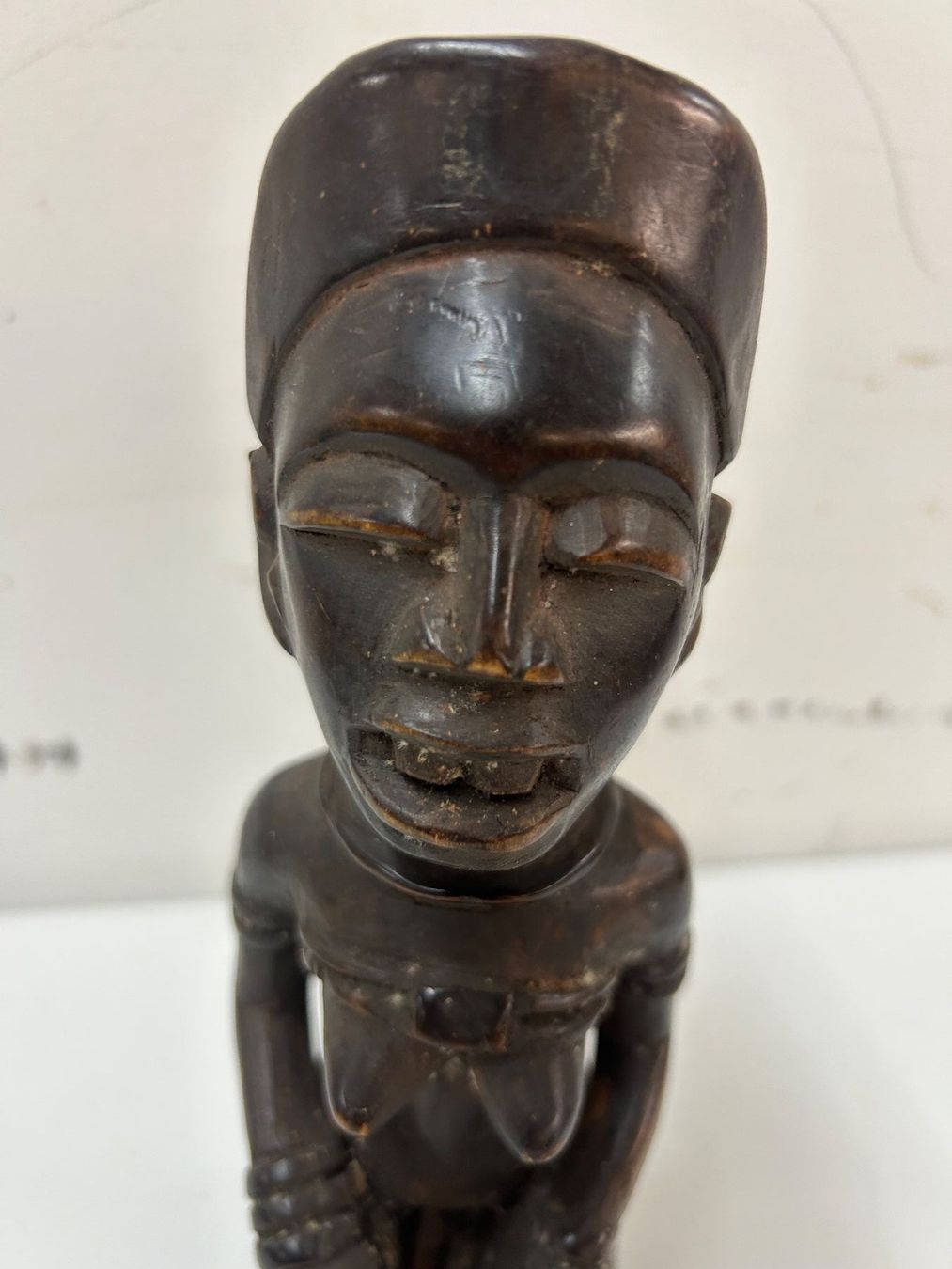 Figuren: antike afrikanische Holz-Figur Luba Alter unbekannt – Gebraucht aus Zürich von Levelart 1
