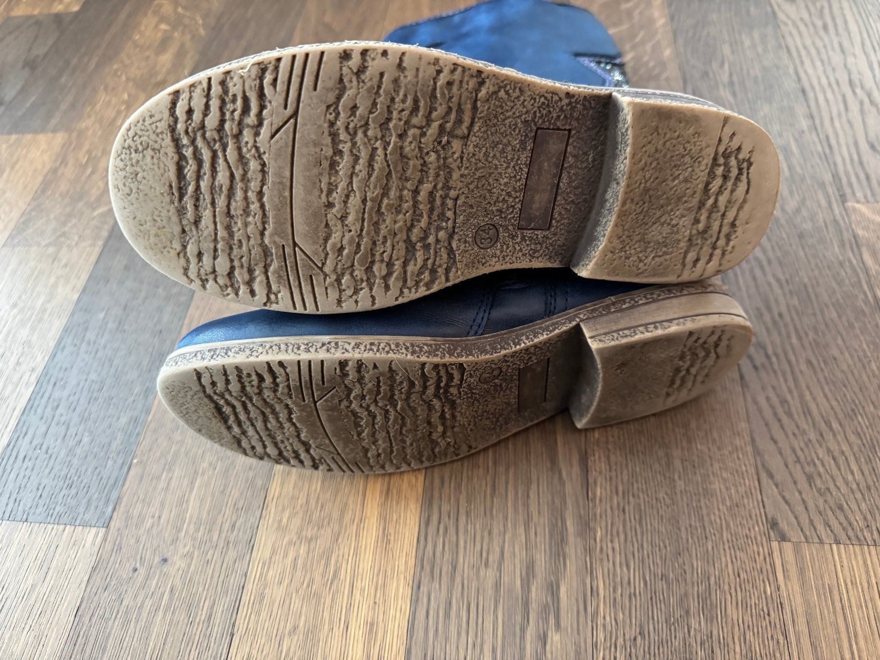 Friboo Schuhe für Mädchen: Winterstiefel Mädchen Grösse 34 – Gebraucht aus Würenlos von CaSteSeNievis 2