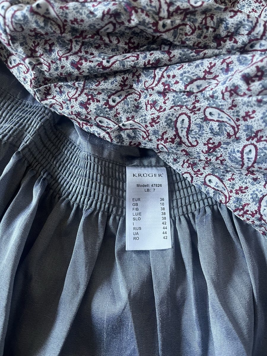 Krüger Vestiti: Dirndl Krüger gr.36 – Usato da Rikon im Tösstal venduto da stupsi99 5