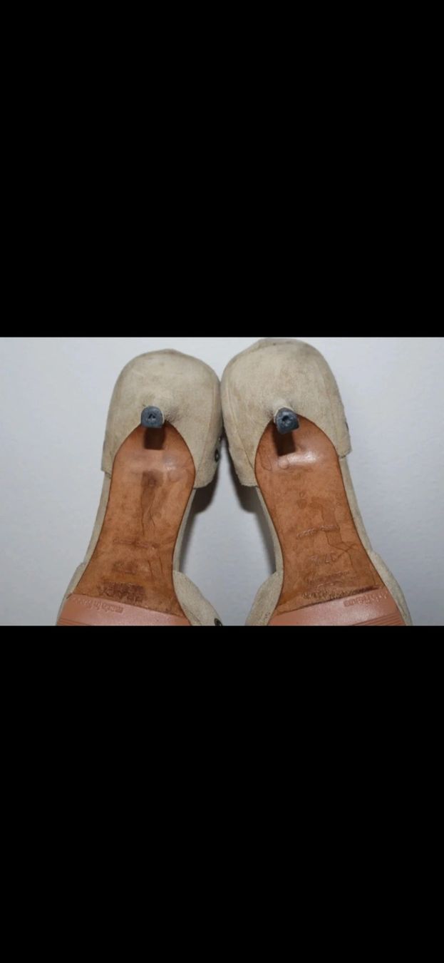 Prada Scarpe da donna: Prada Pumps – Usato da Spiez venduto da bez_q6ts 3