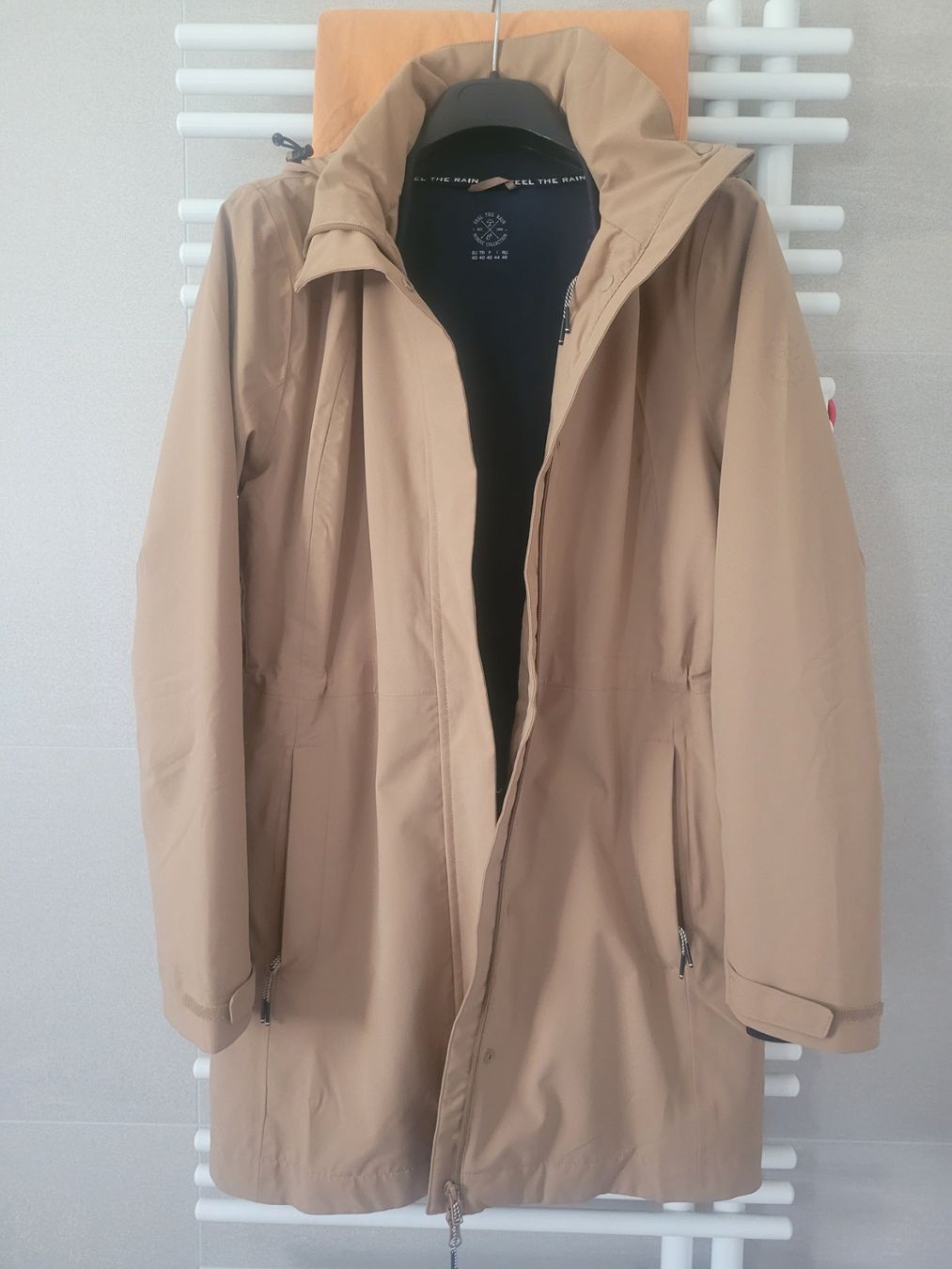 Mäntel: Imperméable  2-en-1, taille 40 – Gebraucht aus St-Sulpice VD von Piggy03