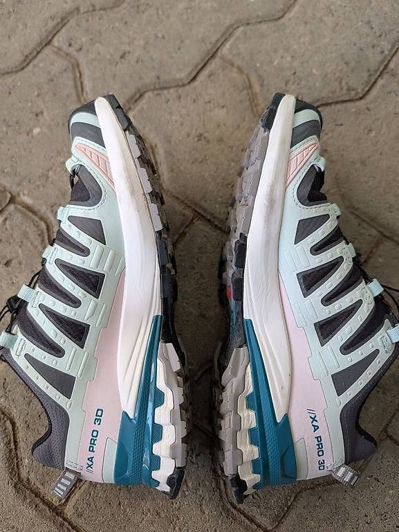 Salomon Scarpe da donna: Salomon XA PRO 3D V9 GORE-TEX gr. 37 – Usato da Ittigen venduto da AnZakh 4