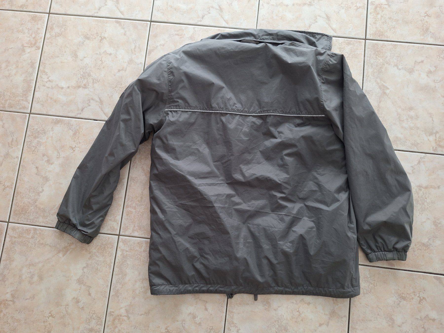 Tchibo Jacken: Jacke Gr. M mit Fleecefutter, grau (unisex) – Gebraucht aus Starrkirch-Wil von Mambostar 4