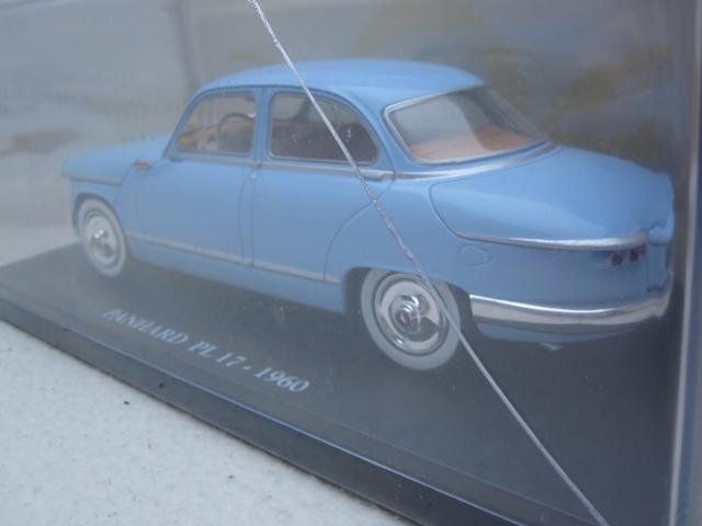 Modellini d'auto: Panhard PL 17 Berline Phase I 1959-1964 hellblau        1:24 – Nuovo e nell'imballaggio originale da Gerlafingen venduto da espero88 3