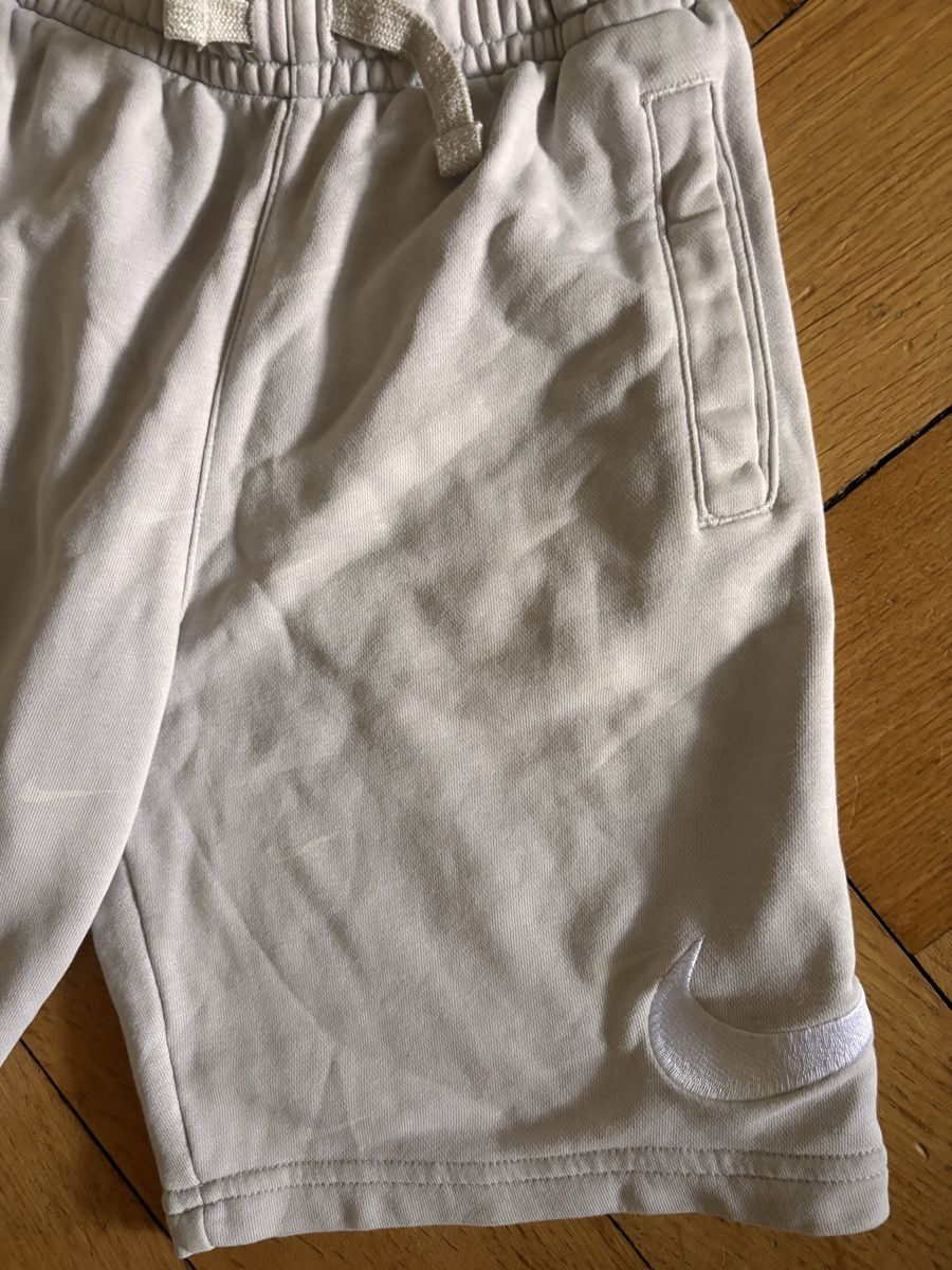 Nike Lotti & Set di vestiti: Sportkleider, 146 – Usato da Zürich venduto da gucks 8