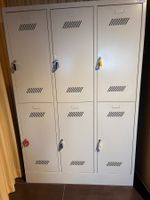 Garderobenschrank