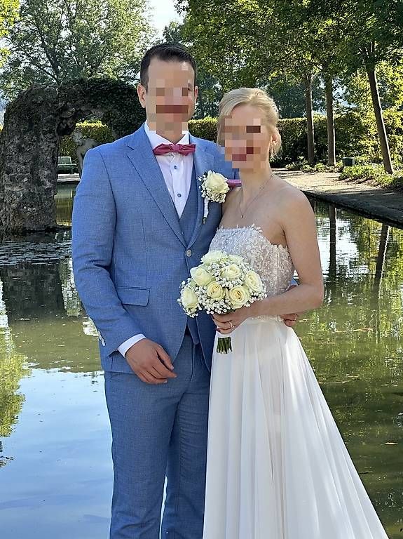 Kleider: Hochzeitskleid Ziviltrauung  – Gebraucht aus Lignières von Baby_Girl