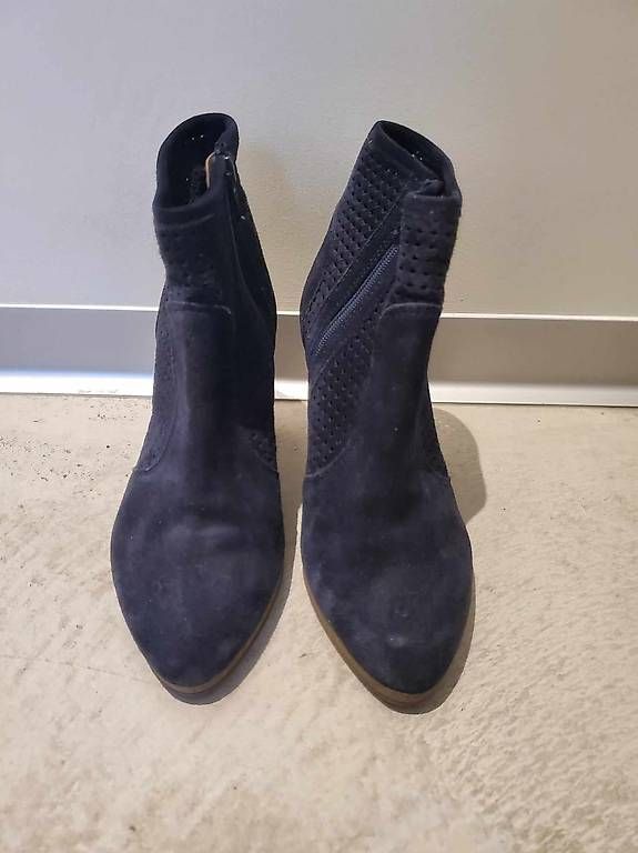 Scarpe da donna: Bottines en daim "Varese" – Usato da Bernex venduto da Sooeg_01 2