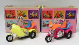 2x Vintage Trike zum aufziehen, 3-Rad Motorrad 70's  Pop Art