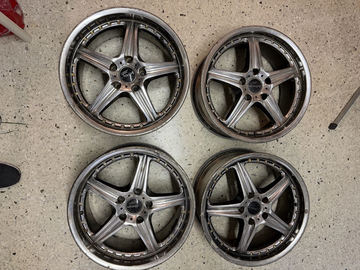 Barracuda Racing Wheels Cerchioni: Barracuda Felgen 18 Zoll – Usato da Dürrenroth venduto da Clifford