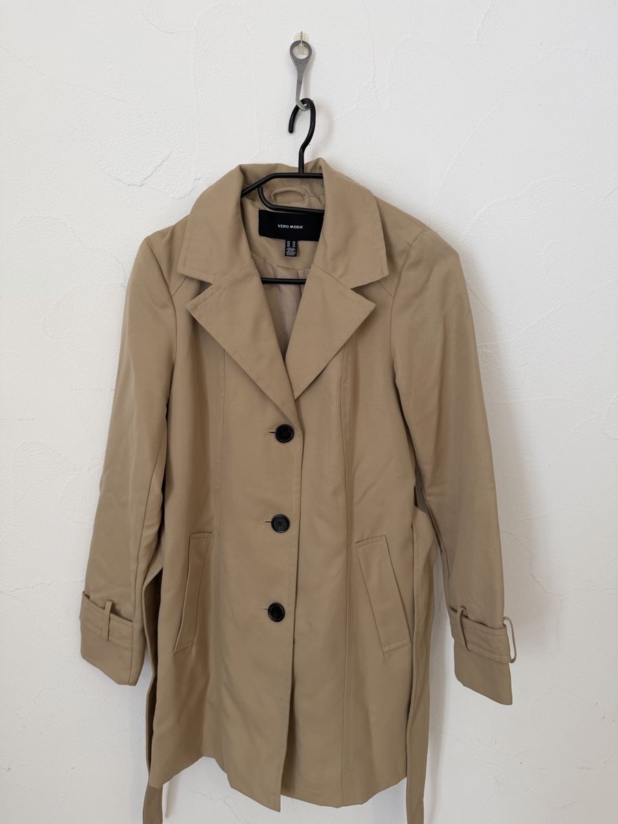 Vero Moda Cappotti: Manteau Vero Moda taille 32 – Nuovo (secondo la descrizione) da Lavey-Village venduto da jul_2f57