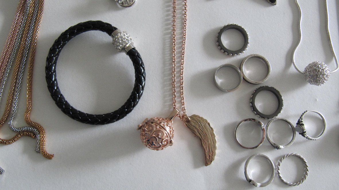Autres bijoux: Damen Mode Schmuck Konvolut – D'occasion à Brunnen par Kiwiland1 5