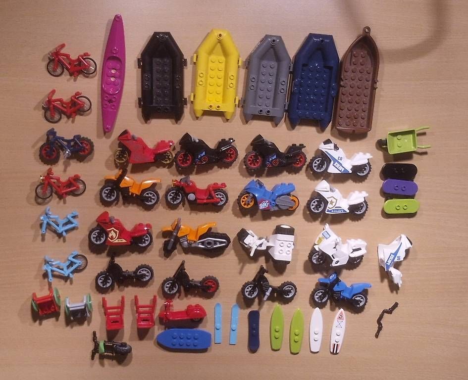 Giocattoli: Lego Fahrzeuge
Versand oder Abholung. Bar oder twinnt. – Usato da Utzenstorf venduto da eli_f9dw