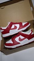 Nike Dunk Low, rouge et blancneuf, taille 39!