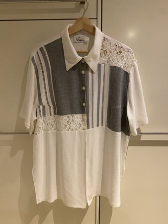 Nina Damenbluse mit Spitze Weiss/Grau 