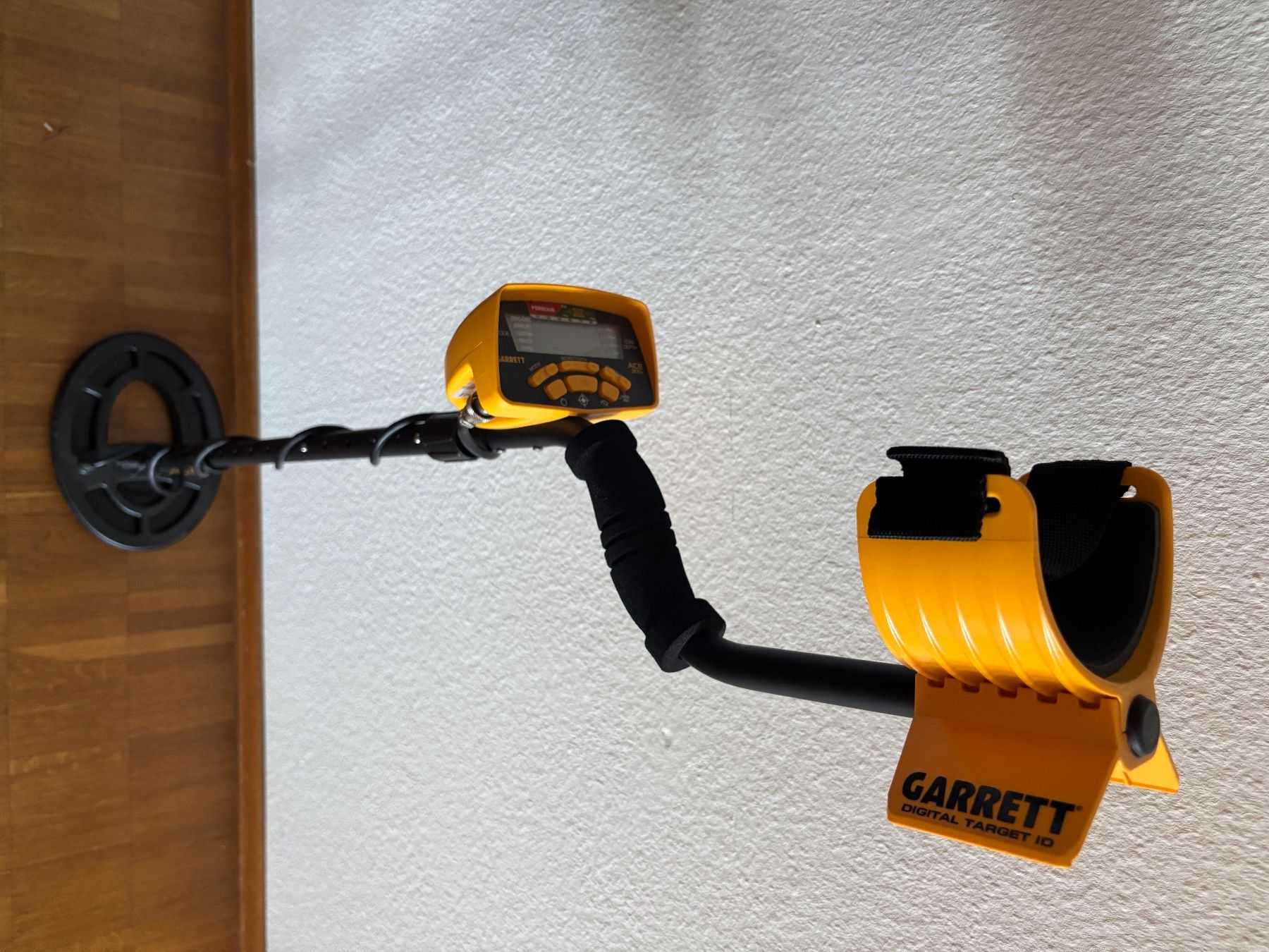Garrett Alle Werkzeuge: Metalldetektor Garett ACE300i + Pinpointer Pro AT – Gebraucht aus Oberengstringen von georgefischer2007