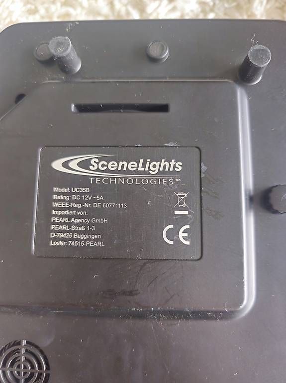 Proiettori: SceneLights technologies uc35b projector – Usato da St.Gallen venduto da amaka01 3