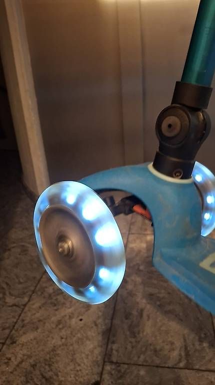Kickboard: Micro Scooter – Neu und originalverpackt aus Malans GR von A_Gartmann 1