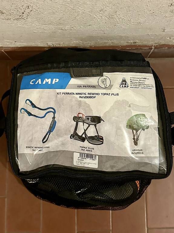 Pareti & prese d'arrampicata: Kit Ferrata CAMP completo  Casco, Imbrago e Set Ferrata – Usato da Lugano venduto da mat_hv7w 2