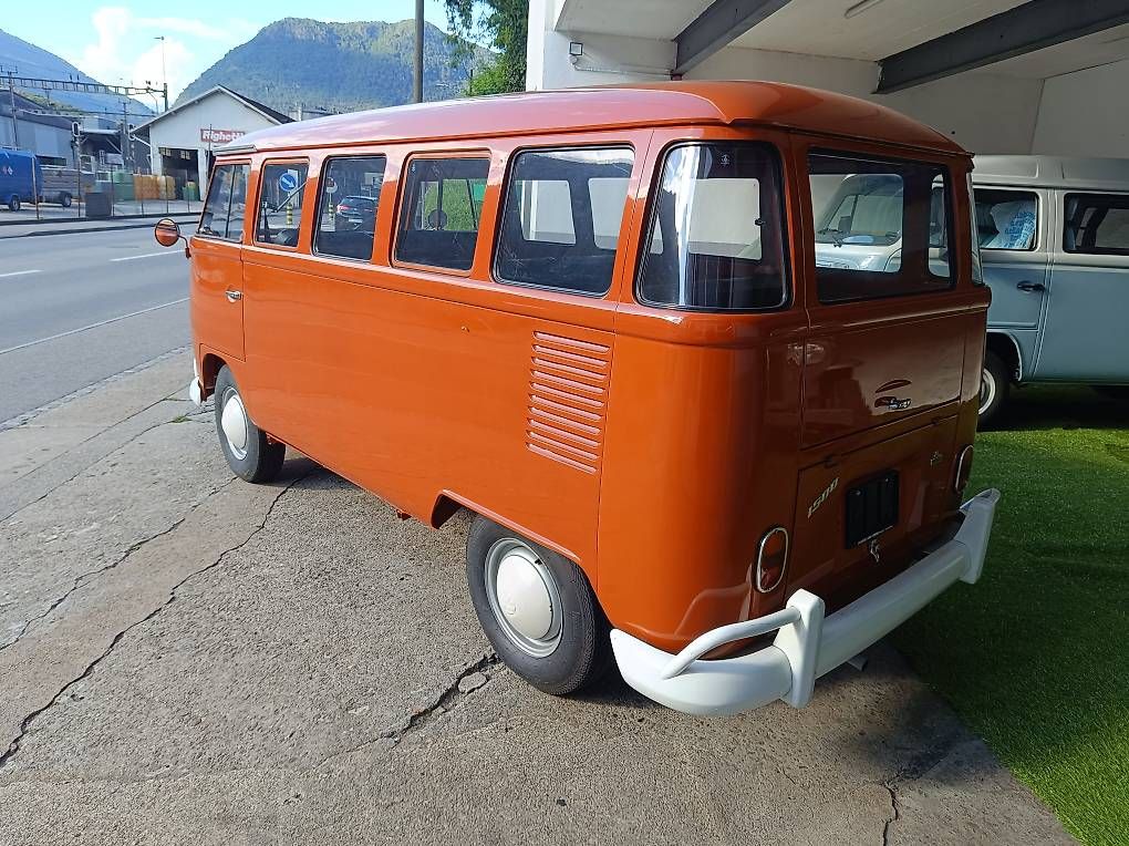 Automobili: VW T1 bus split – Usato da Taverne venduto da ClassicCarCornerSA 3