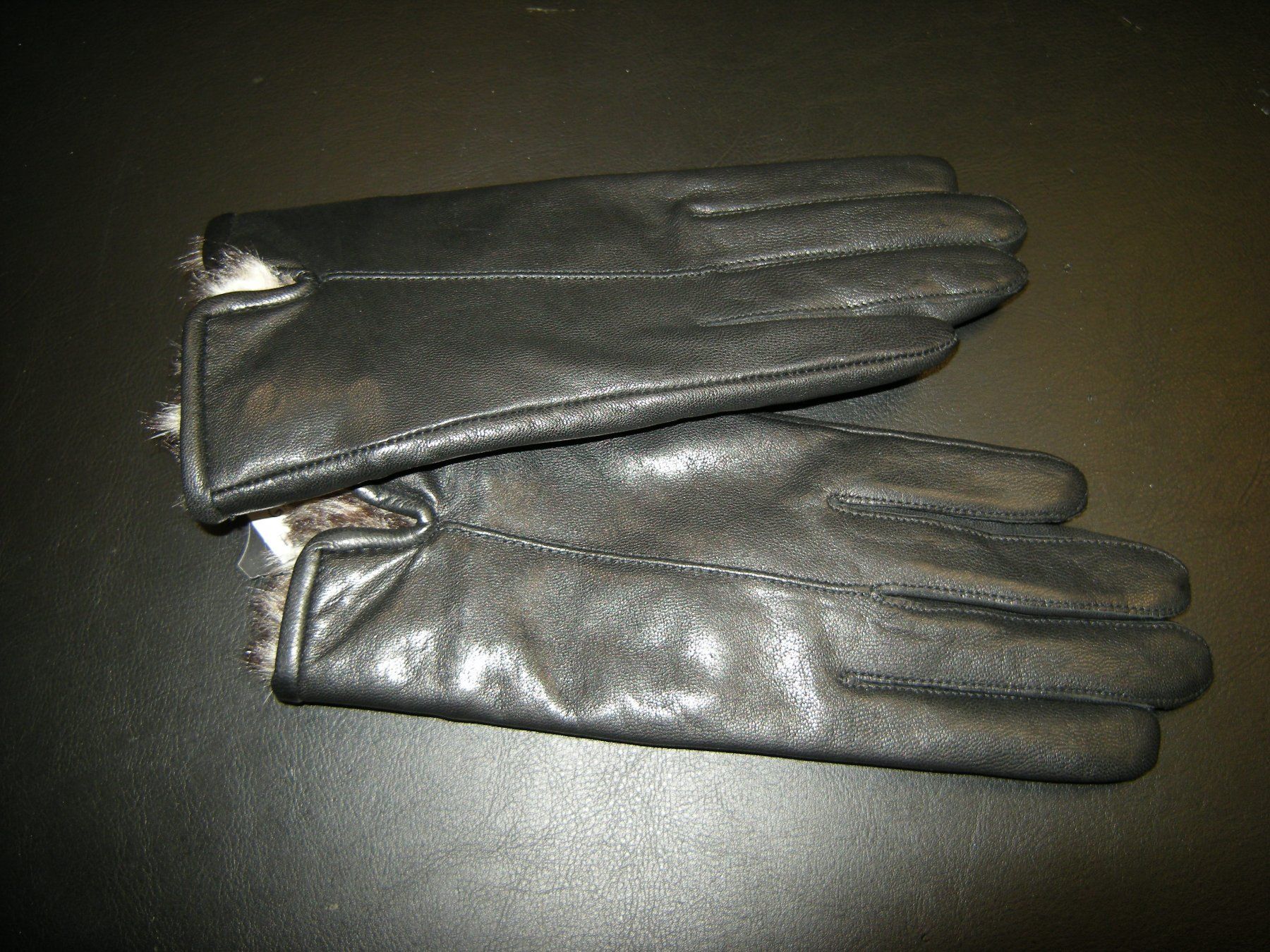 Guanti & manicotti: Echt Glatt Leder Handschuhe Gr. M schwarz – Nuovo e nell'imballaggio originale da Holziken venduto da Rupe