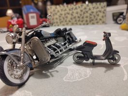 Modellmotorräder Konvolut 4 Stück mit Figur gebraucht