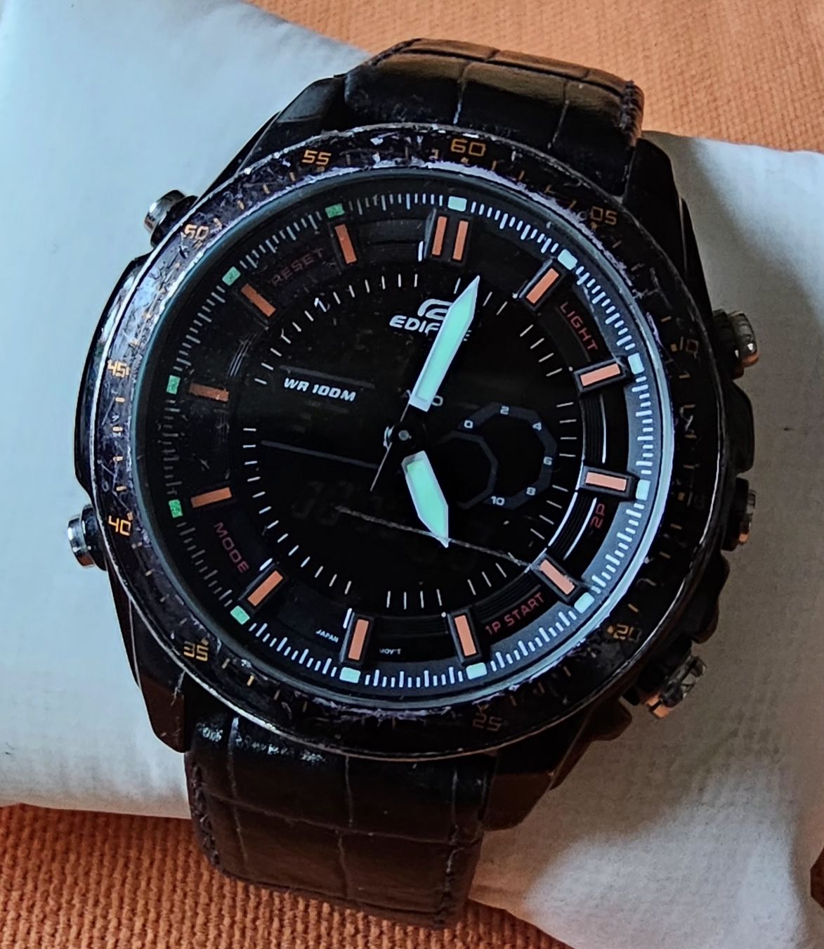 Edifice Orologi: EDIFICE Chronograph Herrenuhr 47mm – Usato da Speicher venduto da Lemore