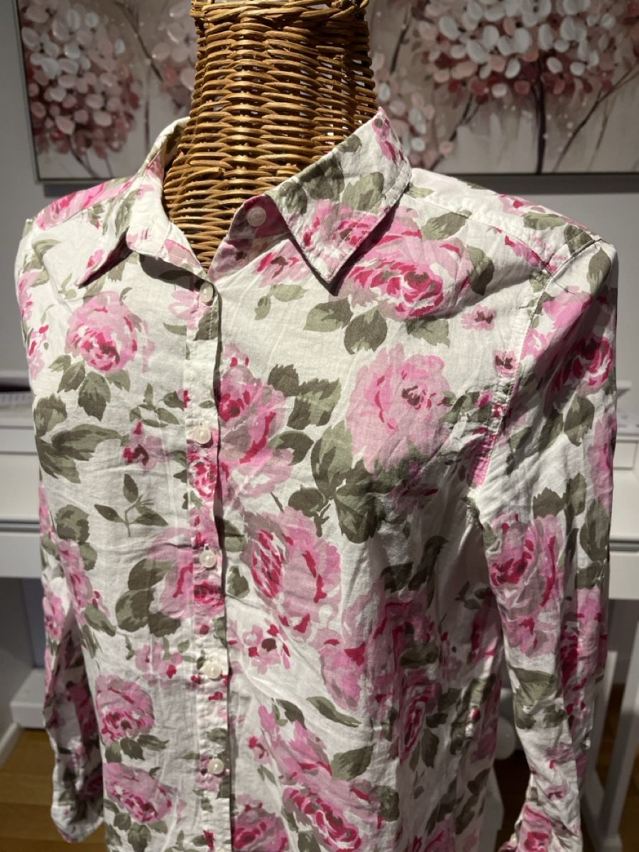 Benetton Camicette: Benetton Hemd, Rosenmuster, S – Usato da Solothurn venduto da Bobesch08 1