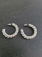 Schmuck: Creolen, silberfarben