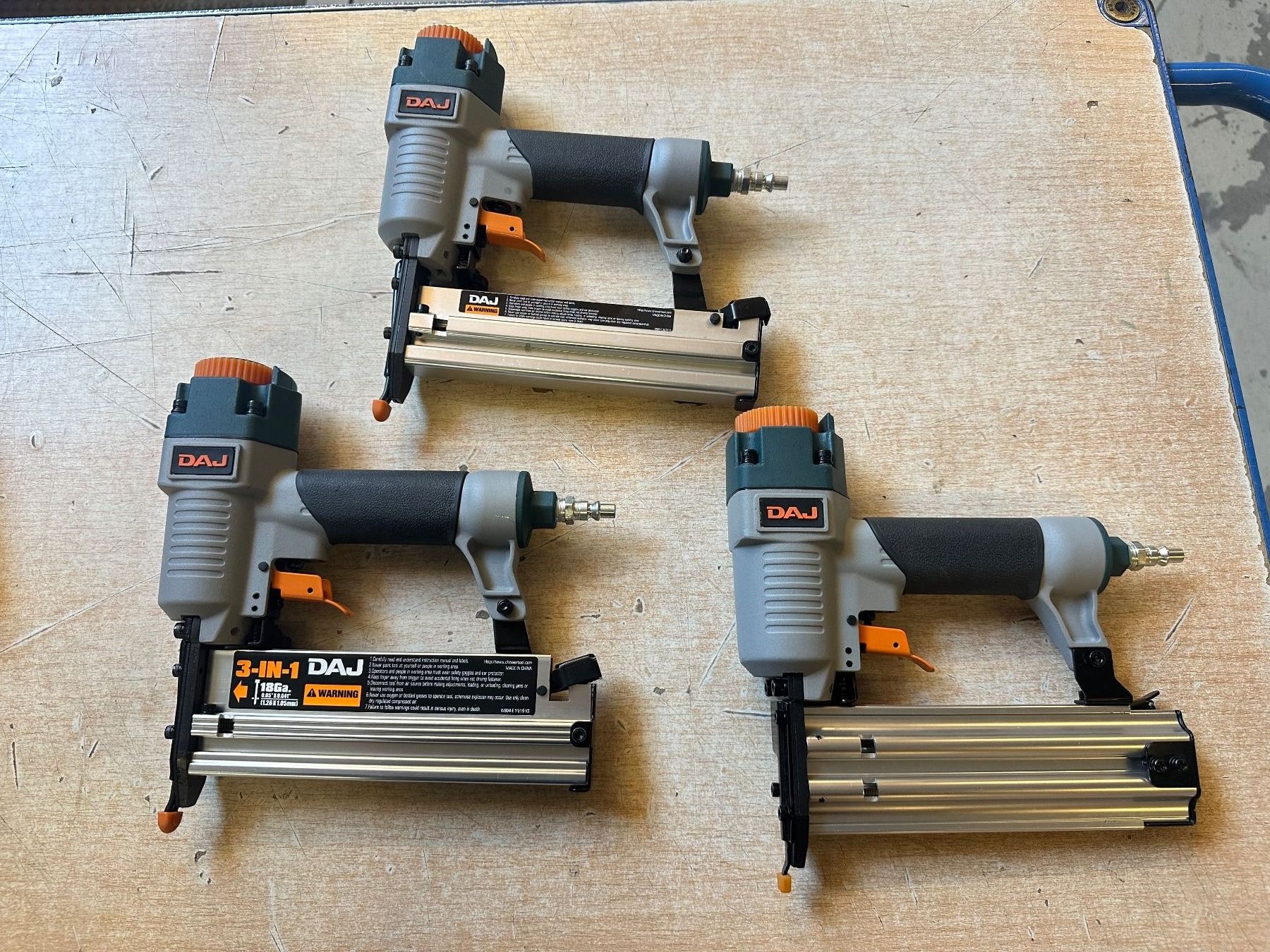 Tutti gli attrezzi: DAJ Brad Nailer Stapler XAGD50/9040 – Nuovo (secondo la descrizione) da Uetendorf venduto da Revotool 2