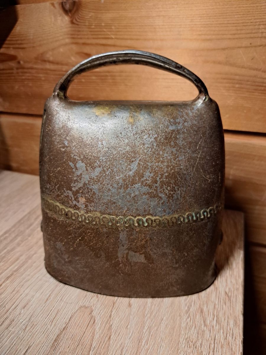 Glocken & Treicheln: Kranzschelle Bügelbreite 7 – Gebraucht aus Schwellbrunn von 73zubi77 1