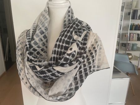 Manila Grace Foulard
