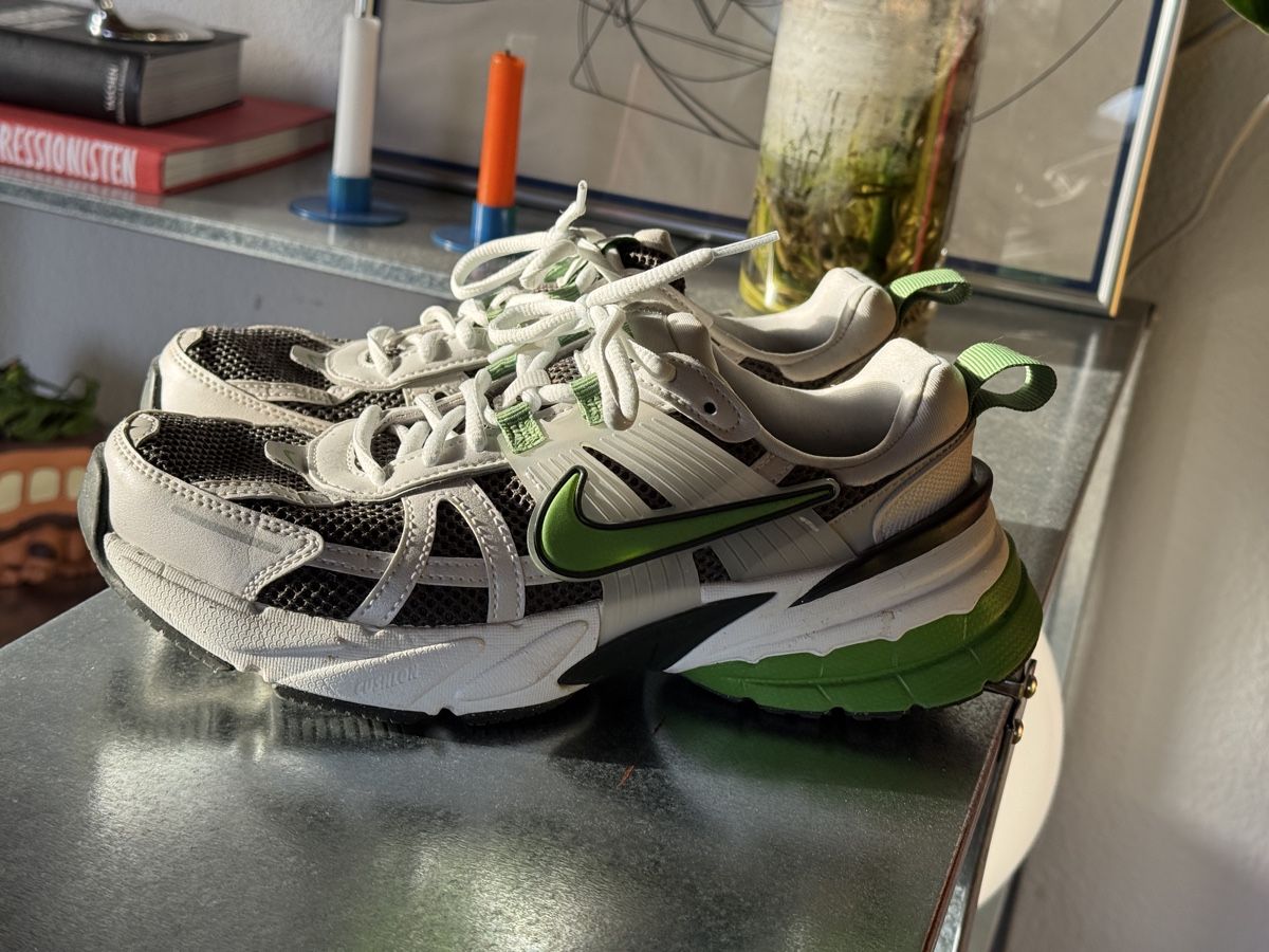 Nike Scarpe da uomo: Nike Sneaker size 39 - Green White - like new – Nuovo (secondo la descrizione) da Effretikon venduto da expiredrice 2