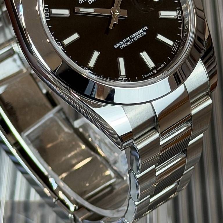 Montres: Rolex Datejust 41mm 126300 – D'occasion à Genève par minty.watches 6