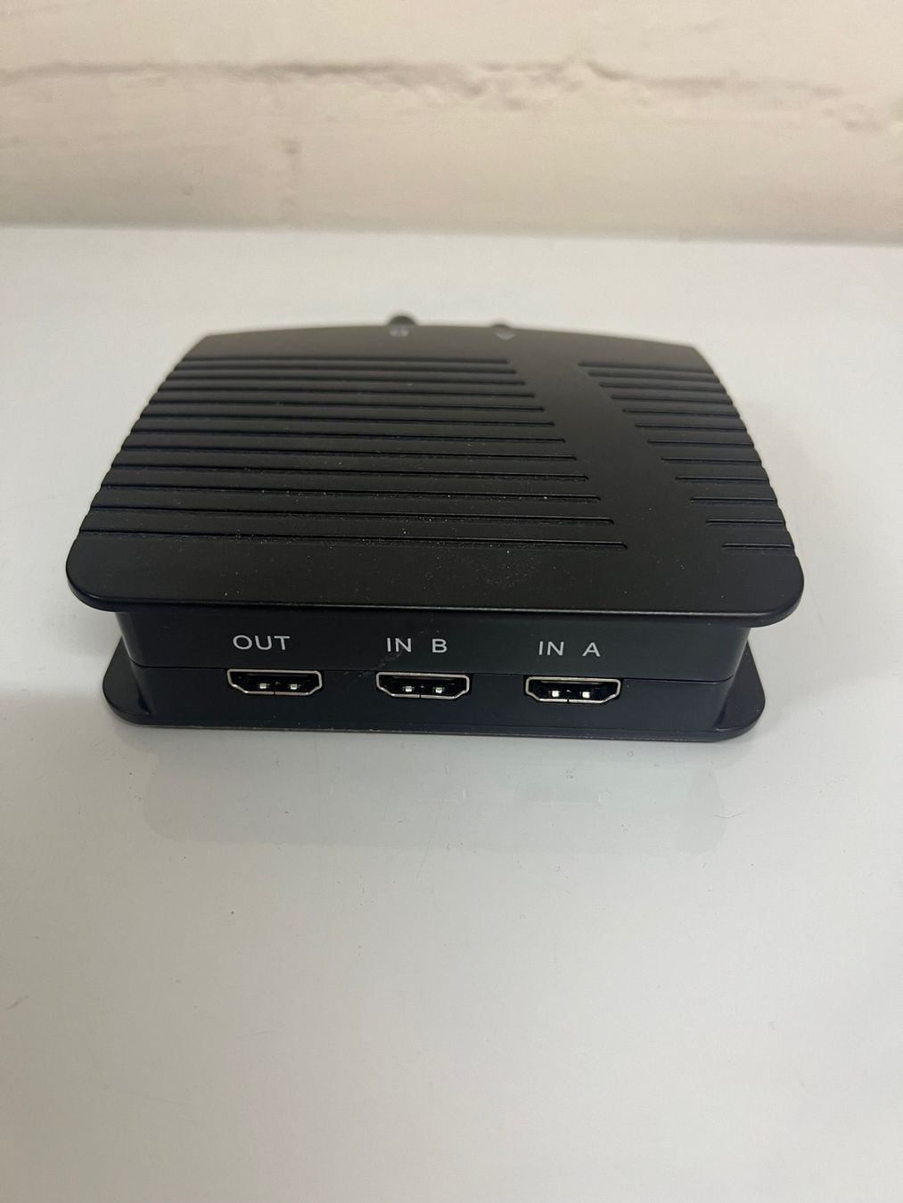 Adattatori: HDMI Switch Umschalter A/B - Top Zustand, Schwarz! – Usato da Zollikerberg venduto da Danielexyx 1