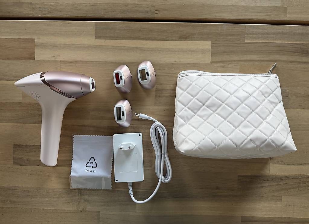 Philips Epilatori: Lumea IPL 9000 – Usato da Zürich venduto da ale_wd5c