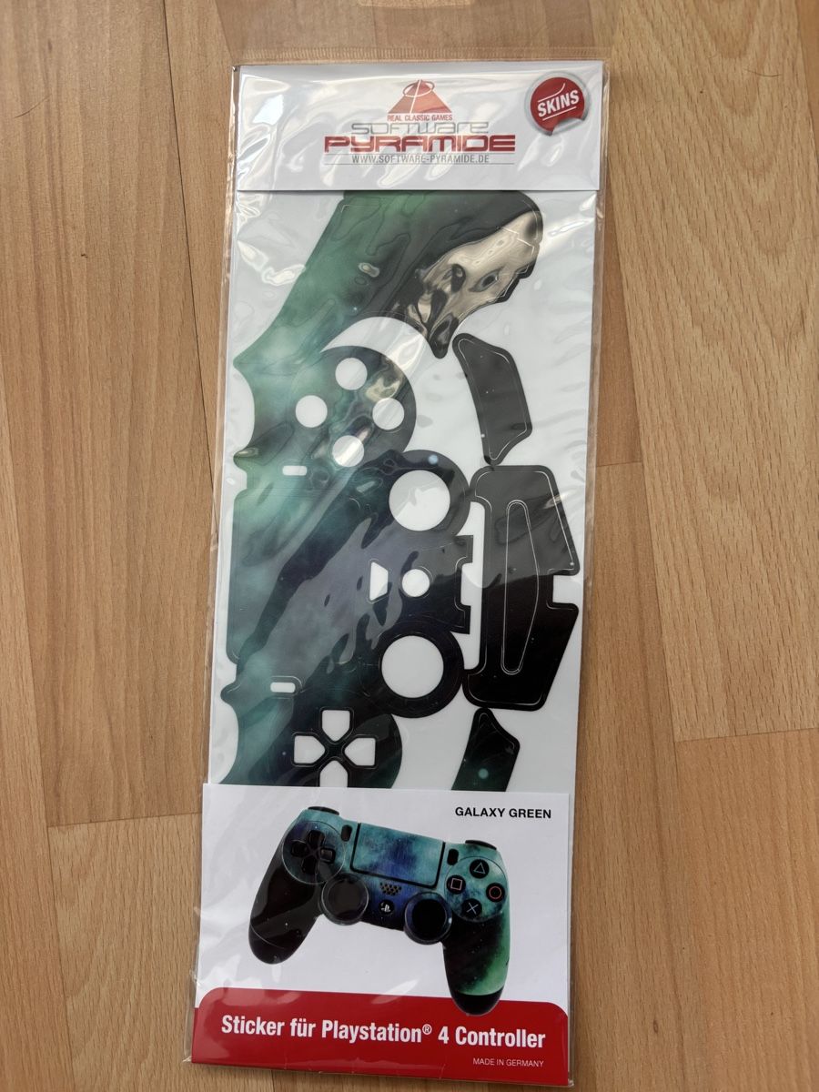Aufkleber: Aufkleber PS4 Galaxy Green – Neu und originalverpackt aus Schafisheim von Chillout123