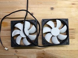 2 Fractal Design Gehäuselüfter 120mm gebraucht schwarz
