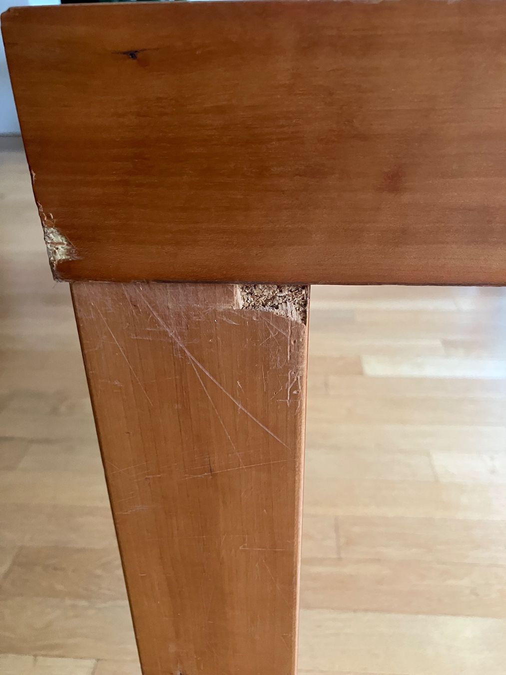 Tische: Esstisch aus Holz – Gebraucht aus Winterthur von Seepferdchen63 5