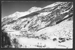 Saas-Grund Dorfansicht im Winter