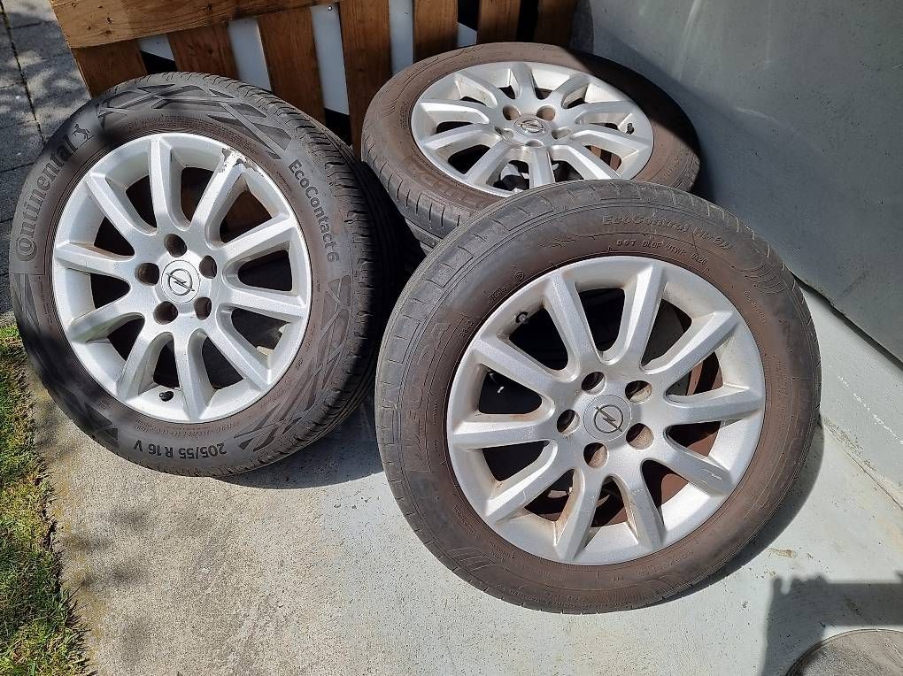 Pneumatici & Ruote complete: 4 Sommer pneu + Alufelgen  – Usato da Bischofszell venduto da jelmoli 4